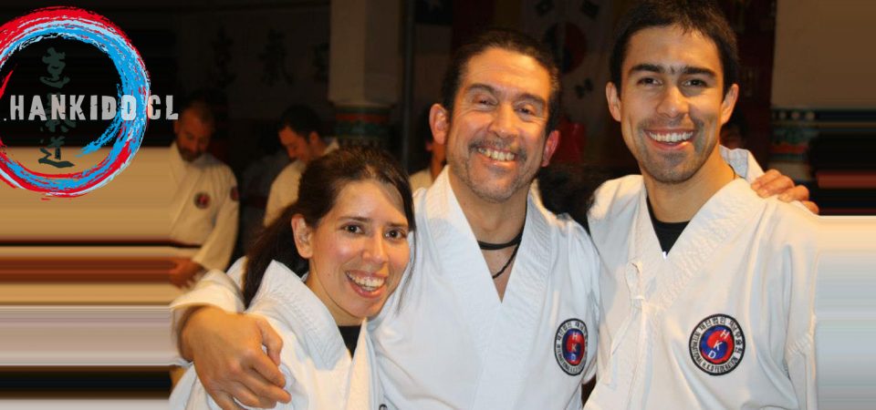 Hoonsanim junto a sus discípulos